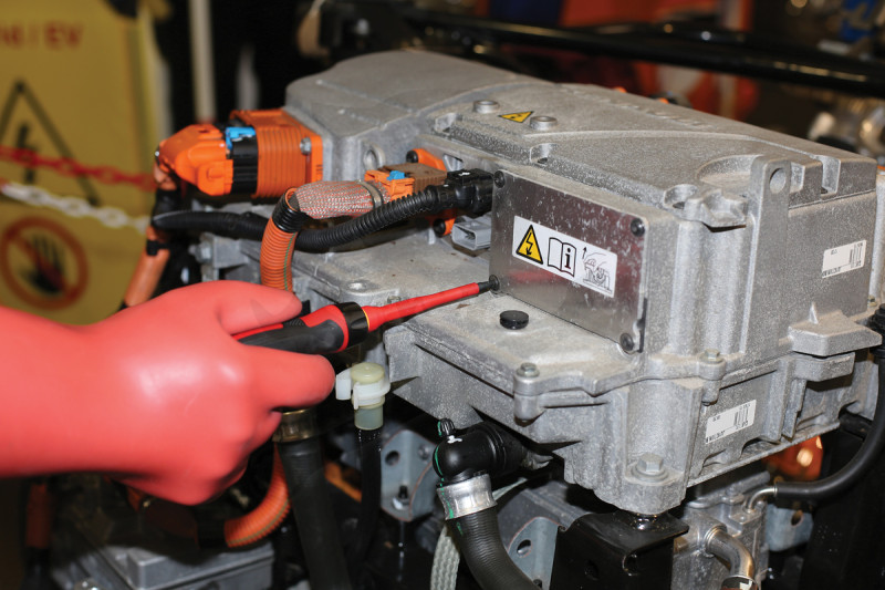 Szigetelt VDE 1000 V-os Csillag-Lapos PH-PZ csavarhúzó klt 13 db-os