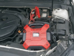 Akkumulátor bikázó-indító (starter) 12/24V -1200A 12V / 600A 24V