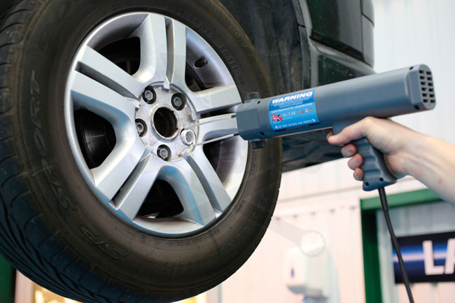 Indukciós melegítő professzionális 3.generációs 1500 W - Laser