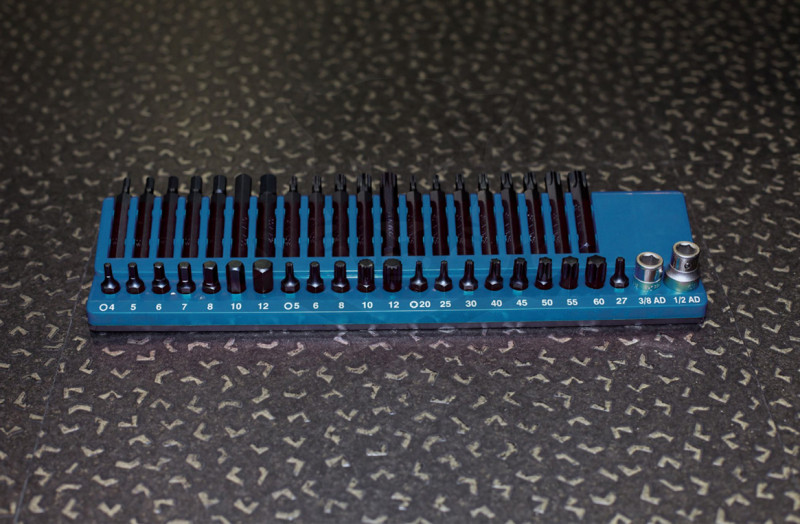 Mágneses tartó-rendező 43 db-os - 10 mm-es rövid és hosszú bitekhez