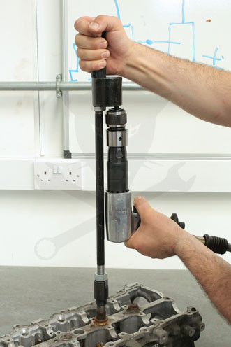 Porlasztó kihúzó készlet- légkalapácsos elvű + adapter készlet