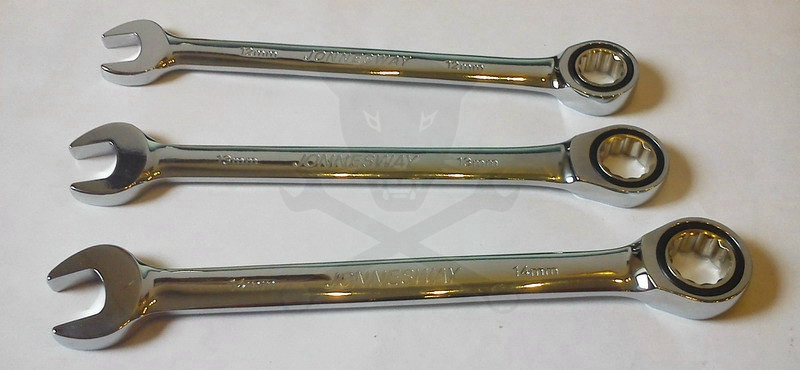 Csillag-villás racsnis 24-es Jonnesway