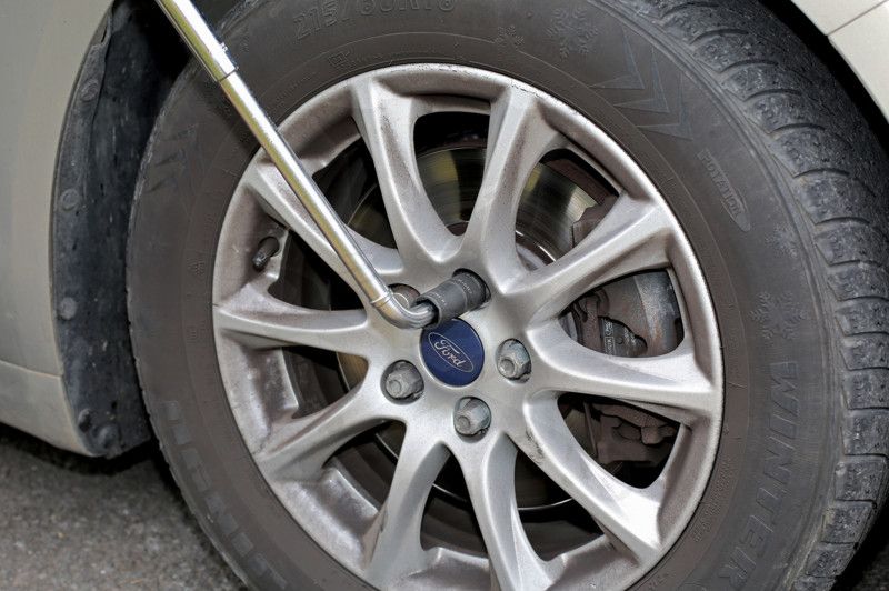 Kerékanyakulcs kétfejű 1/2" 18,5-19,5 mm -Ford króm kupakokhoz- Laser