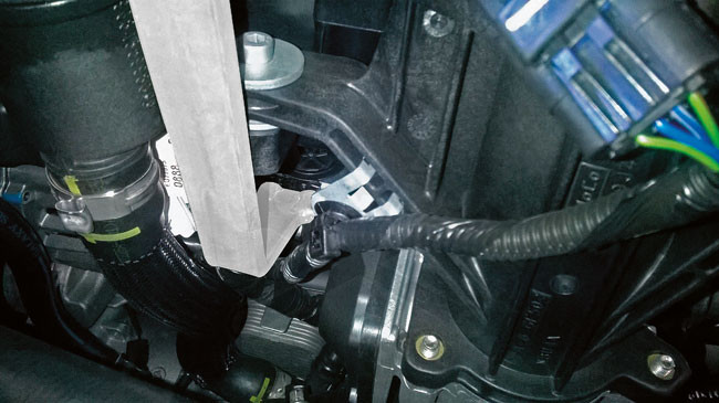 Olajszűrő leszedő kulcs 27 mm-es Ford Duratorq TDCI - racsnis