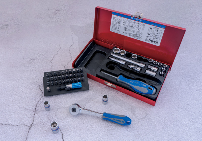 Dugókulcs- és bitkészlet - King Tony - 51 részes 1/4" -es bitkészlet 6*