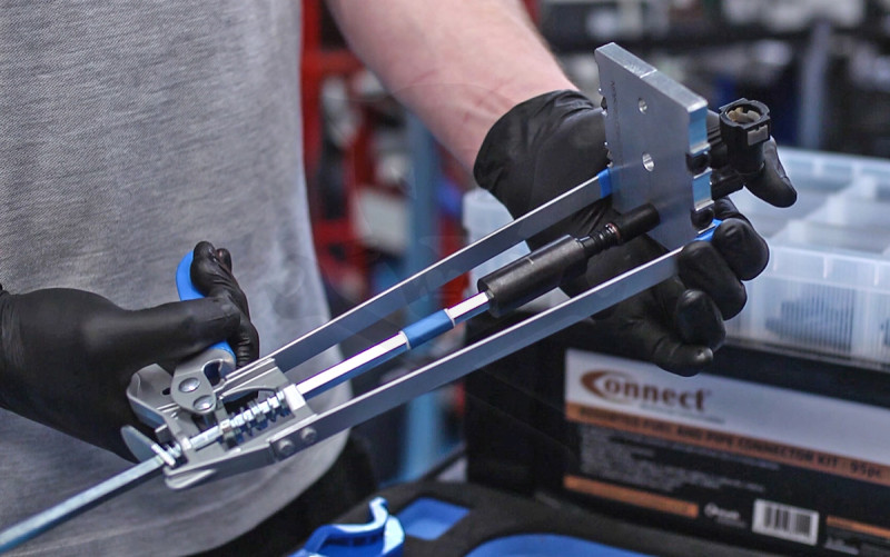 Üzemanyagcső és speciális gyors-csatlakozó szerviz készlet+ PRÉS