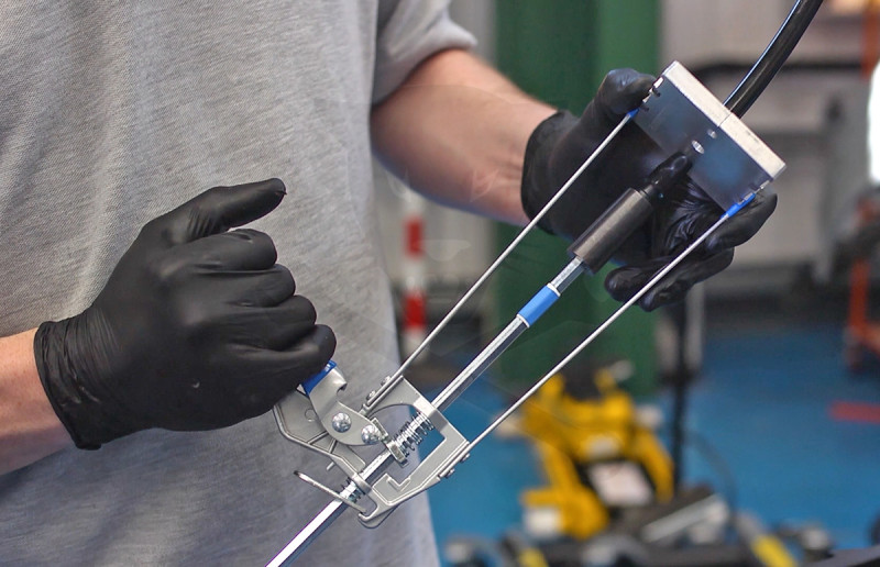 Üzemanyagcső és speciális gyors-csatlakozó szerviz készlet+ PRÉS