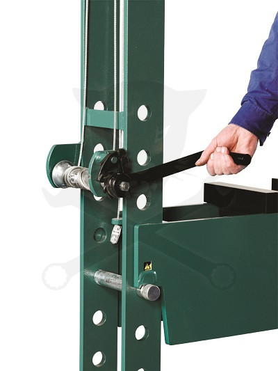 Prés 40 tonnás elektro-hidraulikus - COMPAC - Made in Denmark