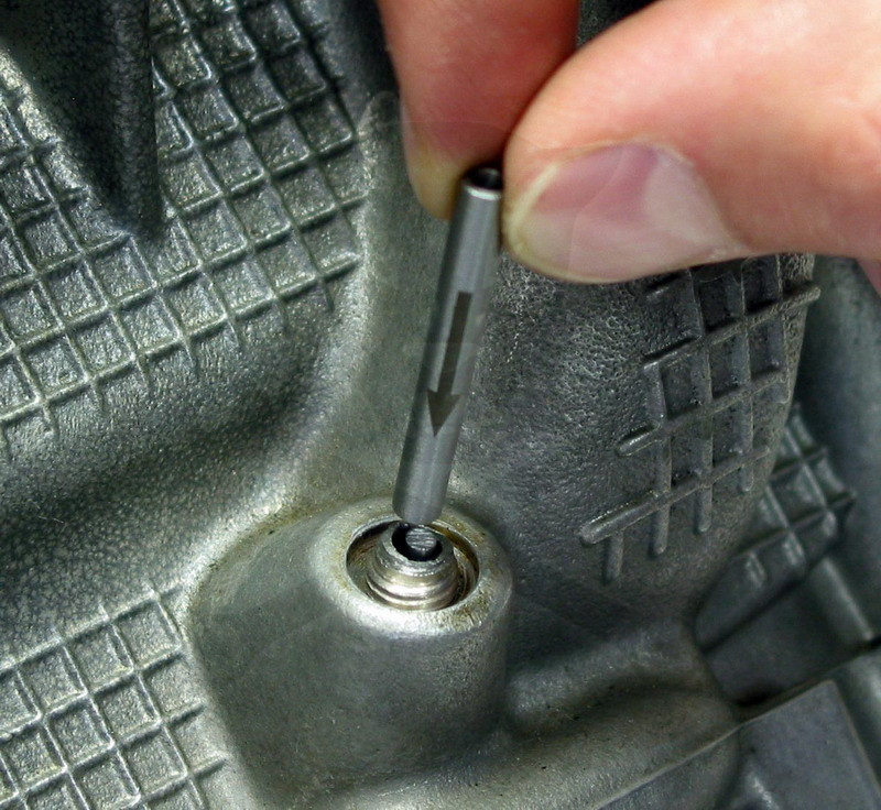 Pichler izzítógy./beletört/ kiszerelő készlet M8x1,0 UNIVERZÁLIS -A