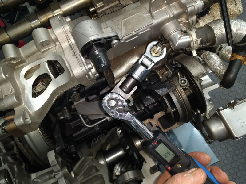 Nyomatékkulcs speciális 3/8"-os adapter csuklós CrowFoot