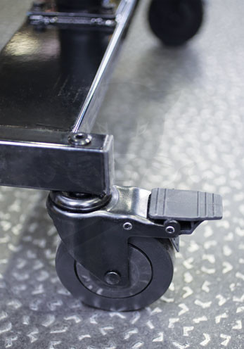 Szerszámos kocsi - szerviztálcás