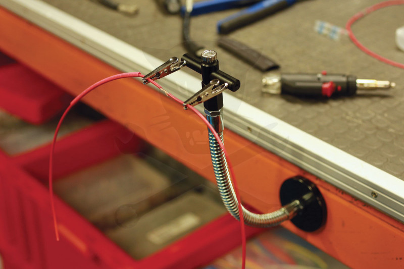 Mágneses flexibilis csipesz pár - 200 mm - "harmadik kéz"