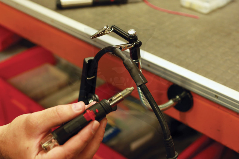 Mágneses flexibilis csipesz pár - 200 mm - "harmadik kéz"