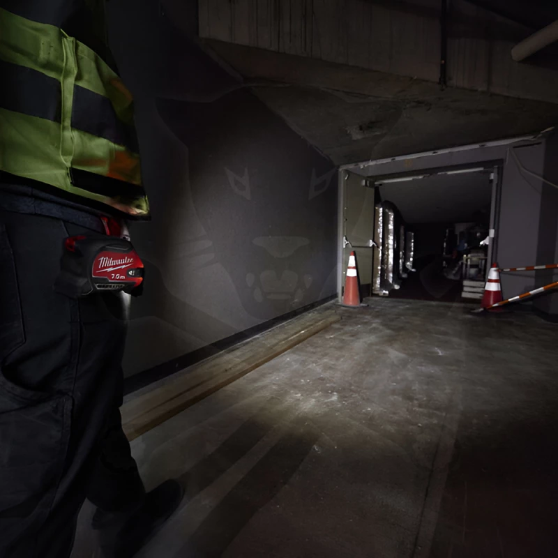 Mérőszalag 7,5 m x 30 mm gumírozott ház, LED lámpás - Milwaukee