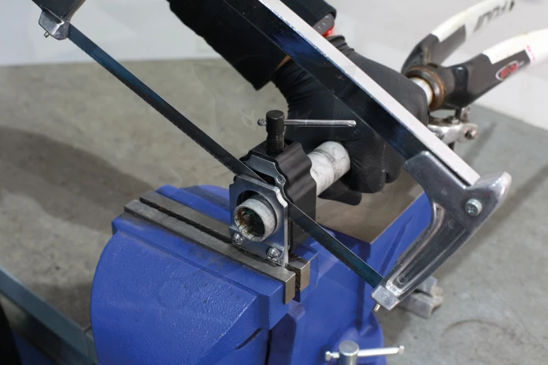 Kerékpárhoz tengely / cső tartó, satupadhoz 31.75 mm- Laser