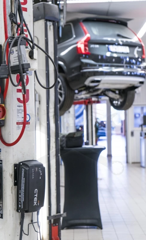 Akkumulátor töltő 12V - 25A CTEK PRO 25S EU