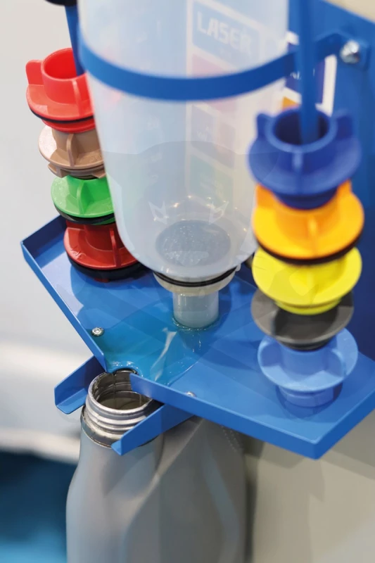 Olajbetöltő adapter készlet tartó fali állomás - Laser