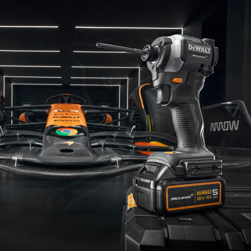 Fúró-csavarozó és ütvecsavar szett, akkus 18V 2x5.0Ah McLaren