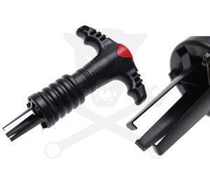 Kerékcsavar kupak leszedő